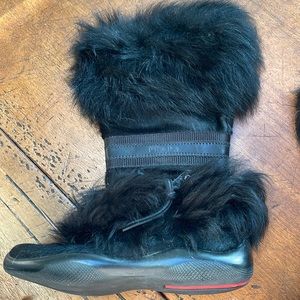 Girls Black Fur Prada Boots Size 31